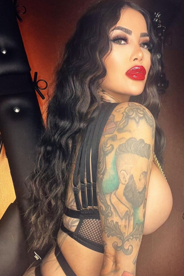 Lady Siaki